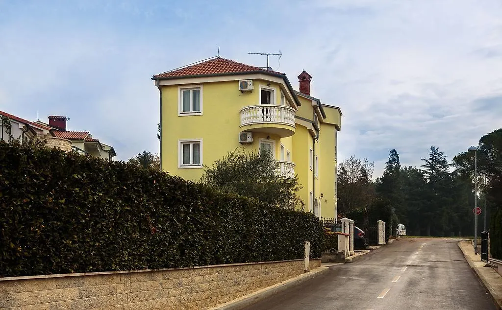Apartments Dora Medulin Kroatien