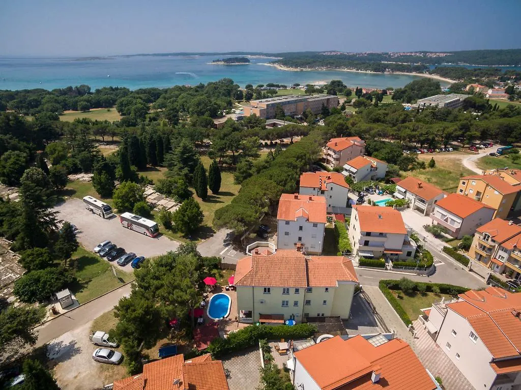 Apartments Dora Medulin